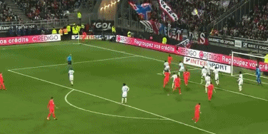 本赛季单场犯规次数最多的8场比赛，开拓者独占4场