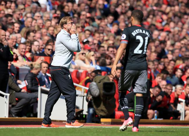 拜仁战弗赖堡首发：凯恩领衔、迪亚斯、卡尔、诺伊尔先发（拜仁对阵弗赖堡首发出炉：凯恩领衔，迪亚斯、卡尔、诺伊尔登场）