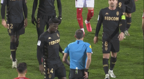 比苏马避谈热刺：我目前专注于非洲杯，对其他事情不感兴趣（比苏马回避热刺话题：只专注非洲杯，其他事不感兴趣）